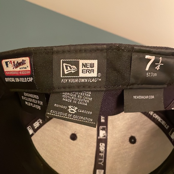 Seattle Mariners Baseball Hat - Picture 3 of 4